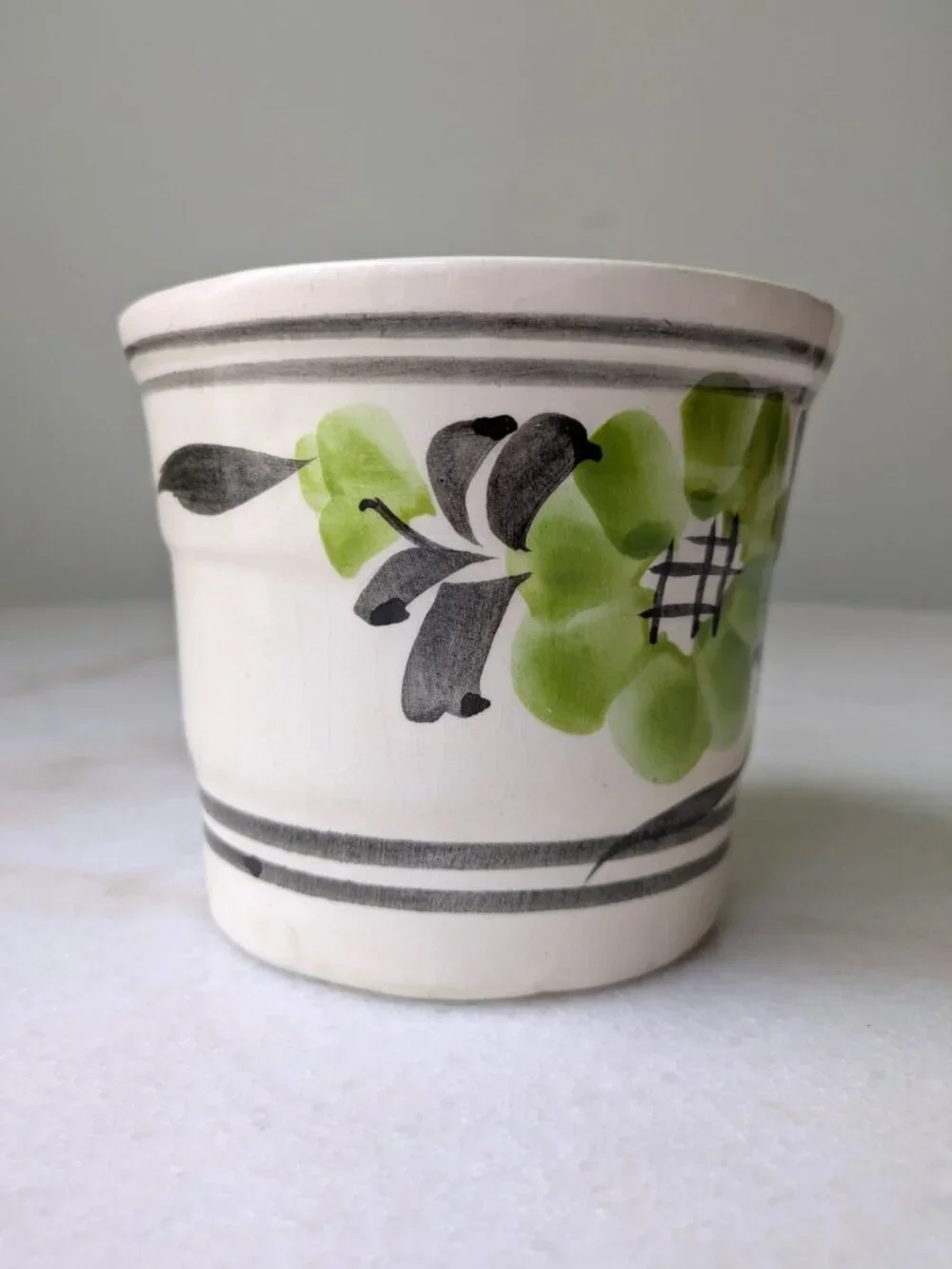 Vintage Handpainted Mexican Pottery Cachepot Planter - Picture 3 of 5